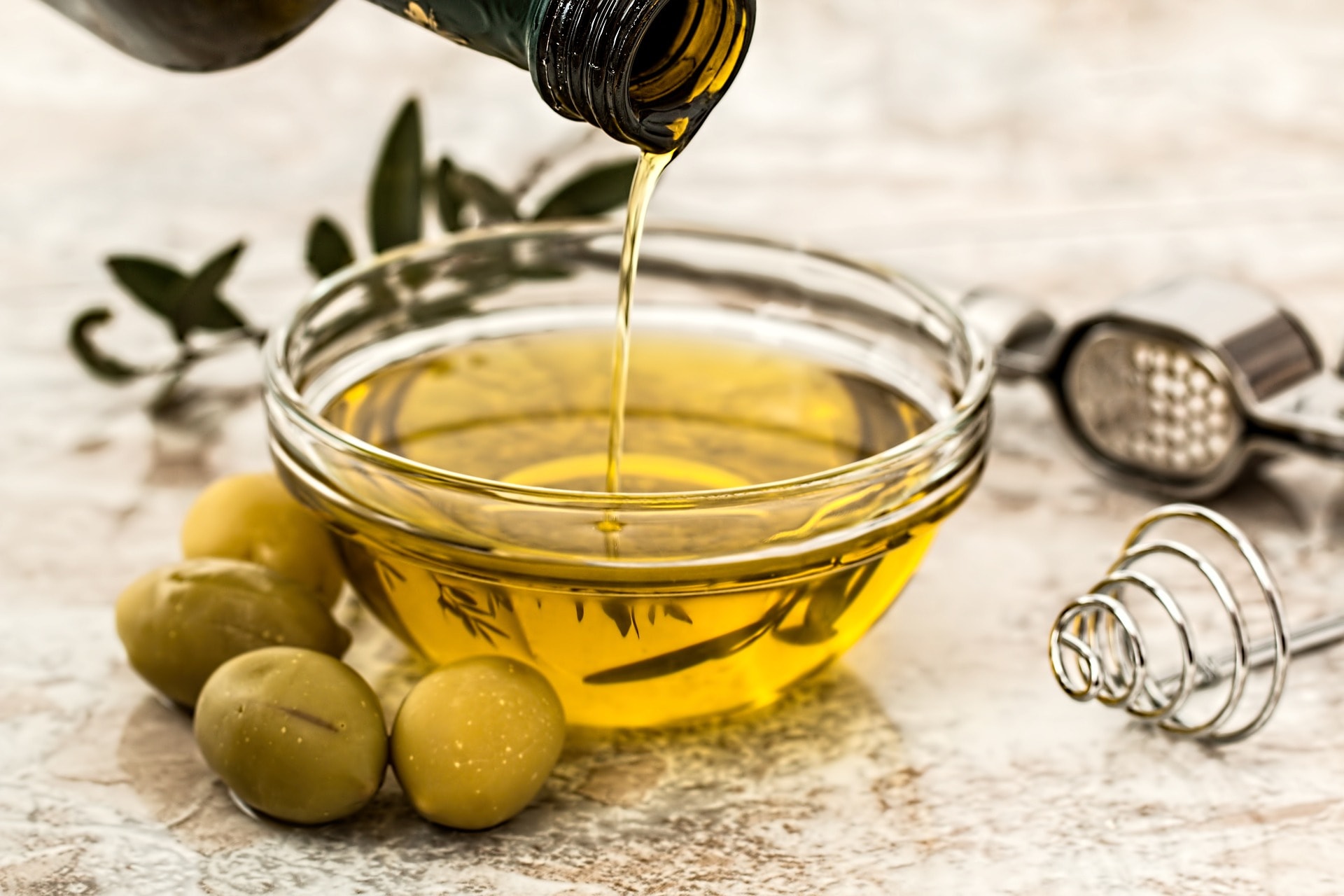 Oliven Öl mit Kartoffeln