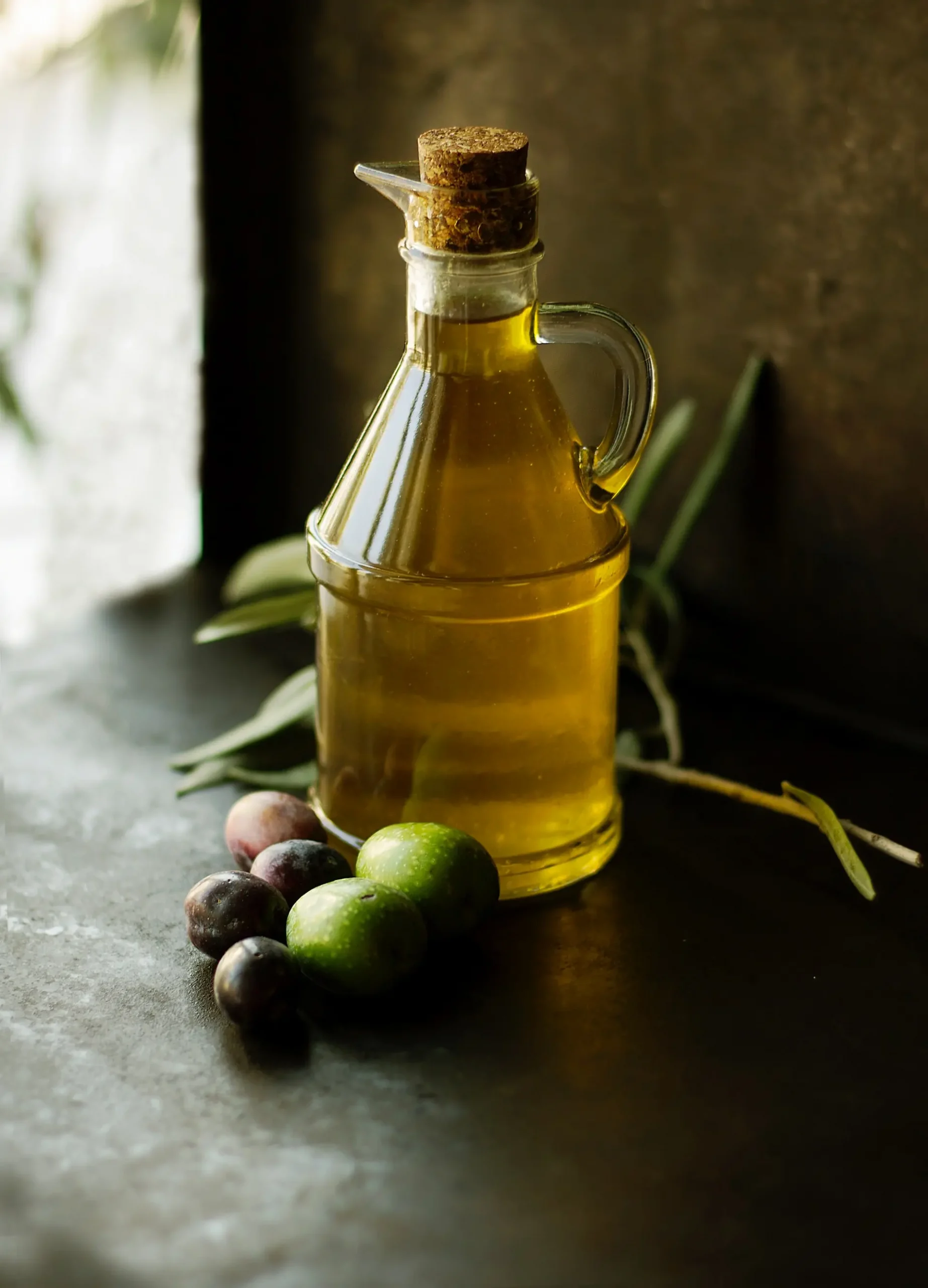 Olivenöl in einer Flasche